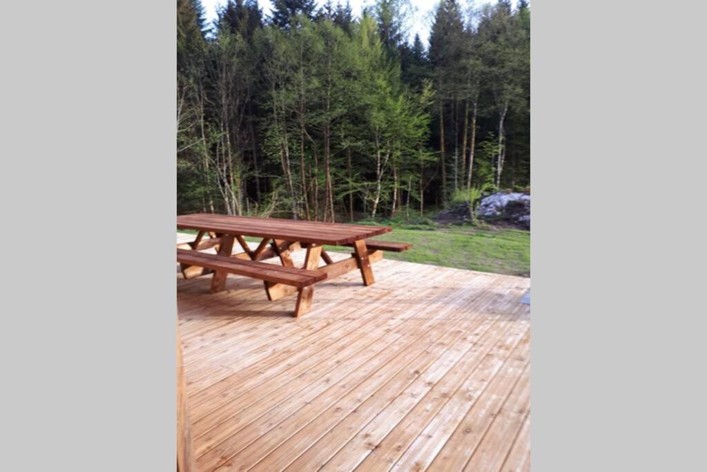 Chalet Des Charbonniers Avec Etang แซงต์-มอริซ-ซูร์-โมแซล ภายนอก รูปภาพ