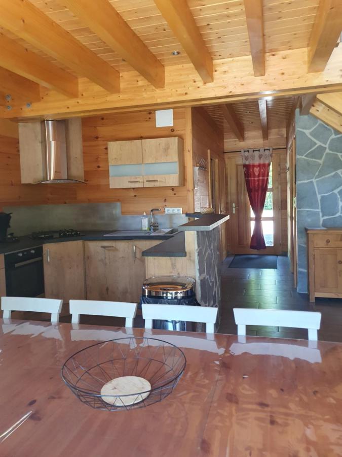 Chalet Des Charbonniers Avec Etang แซงต์-มอริซ-ซูร์-โมแซล ภายนอก รูปภาพ